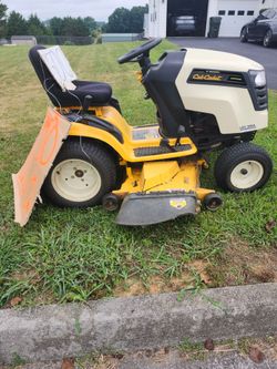 Cub Cadet riding mower w 54" deck