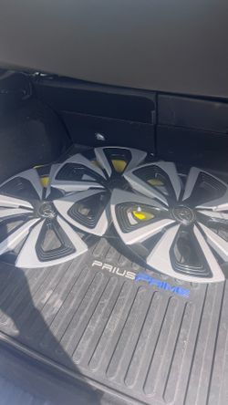 Prius prime hubcaps