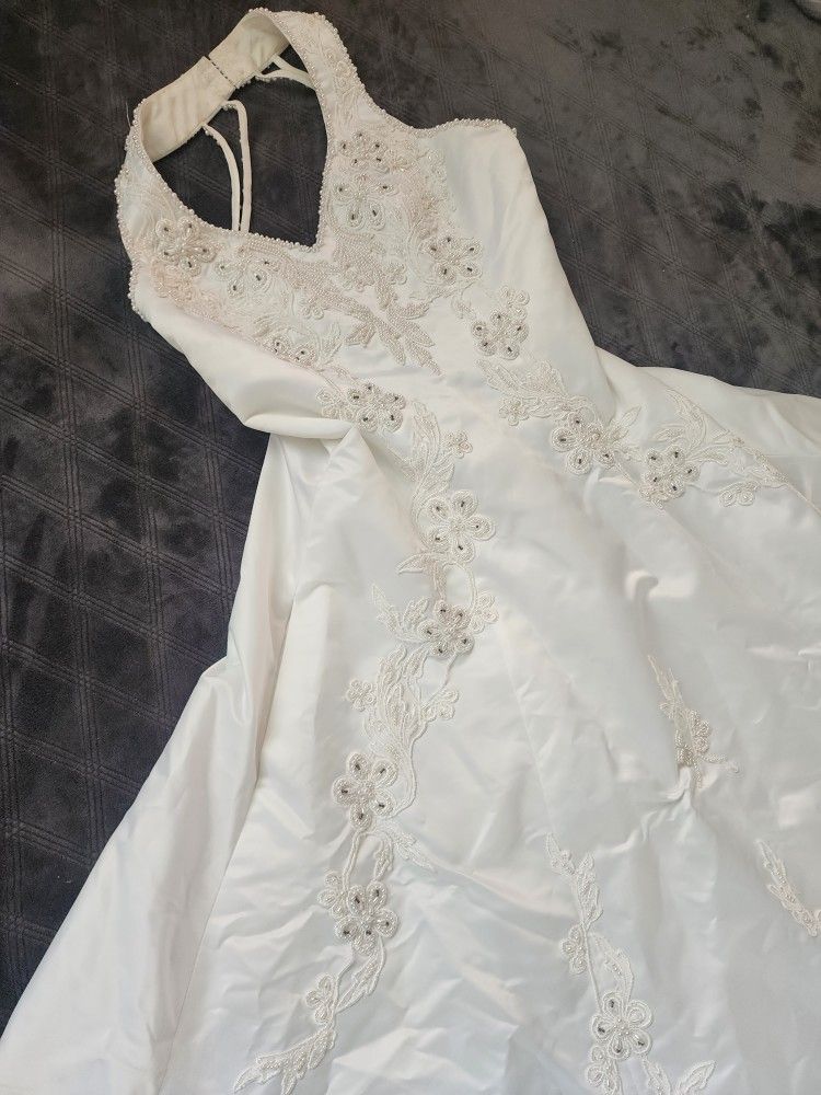 Mary's Wedding Dress Size 14