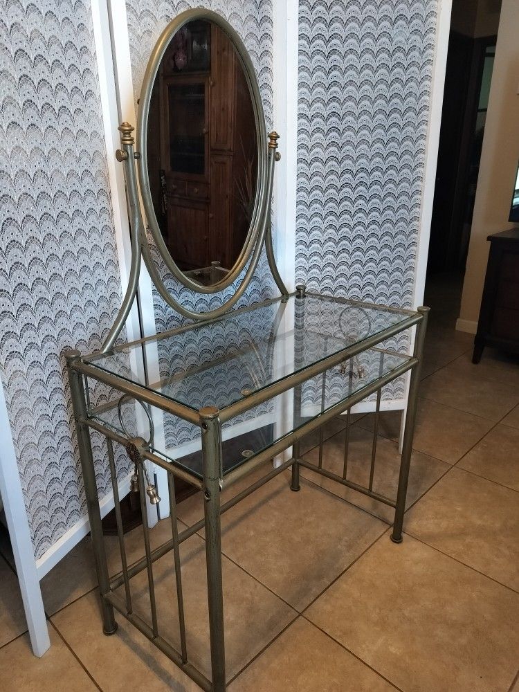 Vintage Makeup Table With Mirror Chair And Lamp 