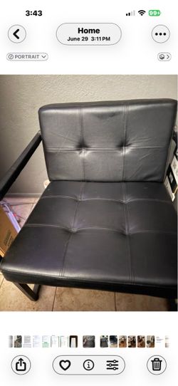 Black Faux Leather Tufted Accent Chair