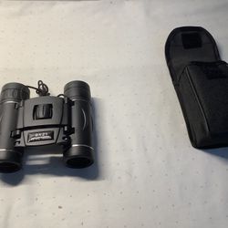 Adventure-Ready Poldr 8x21 Binoculars New with Carrying Case