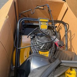 Dewalt 21 in. 150cc Briggs and Stratton 625ex Engine Rear Wheel Drive 2-in-1 Gas Self Propelled Walk Behind Lawn Mower