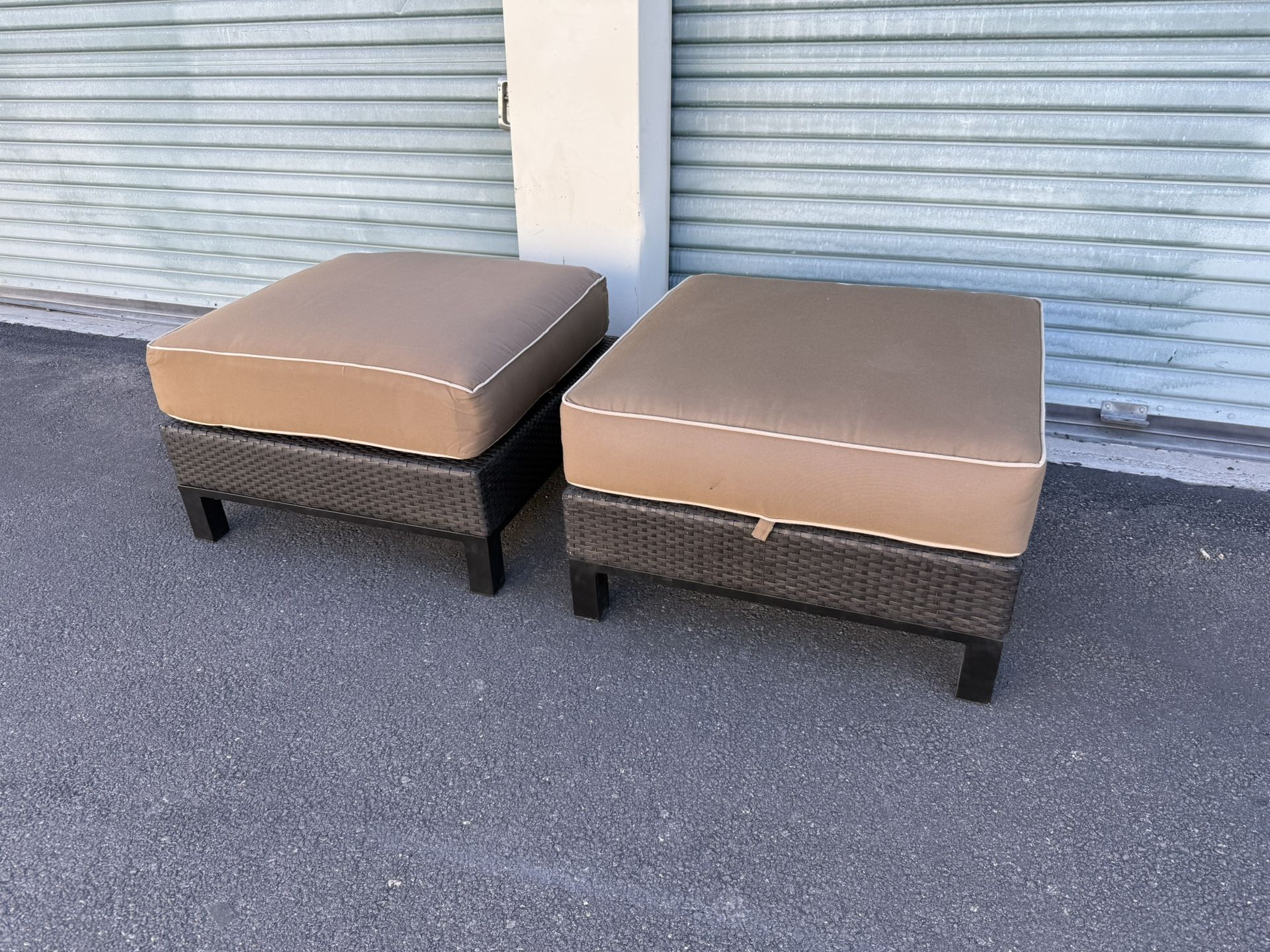 Patio, Outdoor Furniture Ottoman- Foot Rest With Sunbrella Cushions