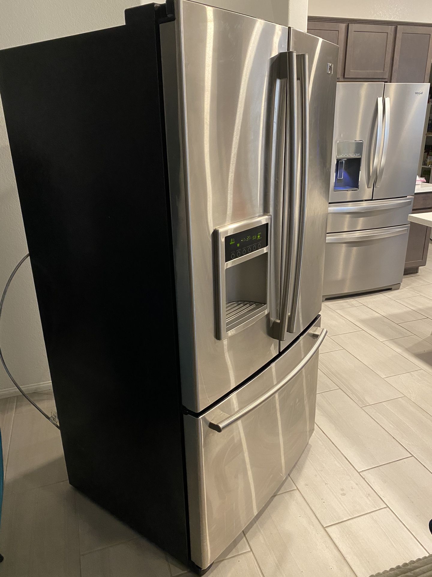 LG Stainless steel Refrigerator for Sale in North Las Vegas, NV OfferUp