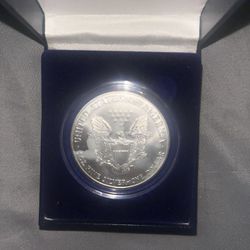 RARE 1.0z Silver Dollar In Mint Condition And Is Work A lot More Than What It’s Worth