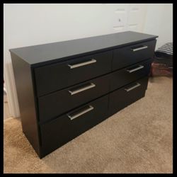 NEW DOUBLE DRESSER - ASSEMBLED 🛠️