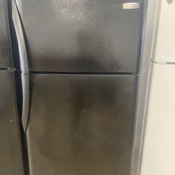 Refrigerator Stove Dishwasher Microwave 