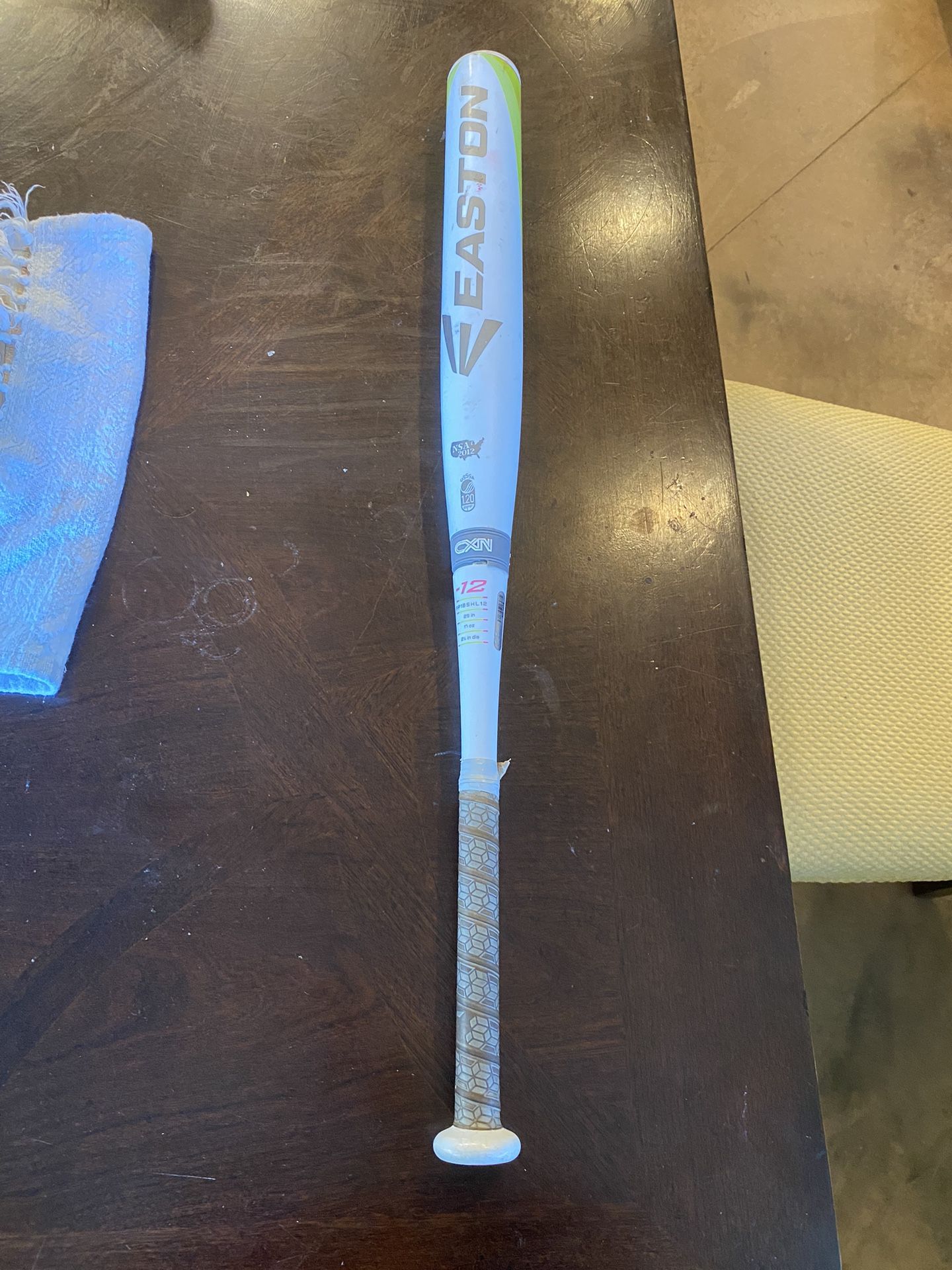 Easton 2018 STEALTH FLEX HYPERLITE Fast Pitch Softball Bat