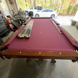 8’ Pool Table