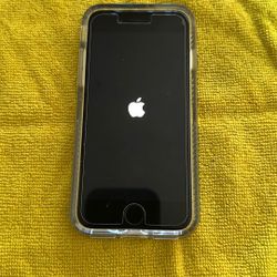 iPhone SE 