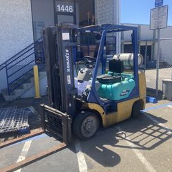 Selling My Komatsu Forklift Capacity 5000 Pounds Runs And Drives Great Asking 5900 Or Best Offer