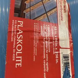 Polycarbonate wall