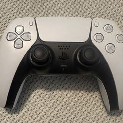 PlayStation 5 Controller