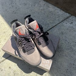 Air Jordan 4 