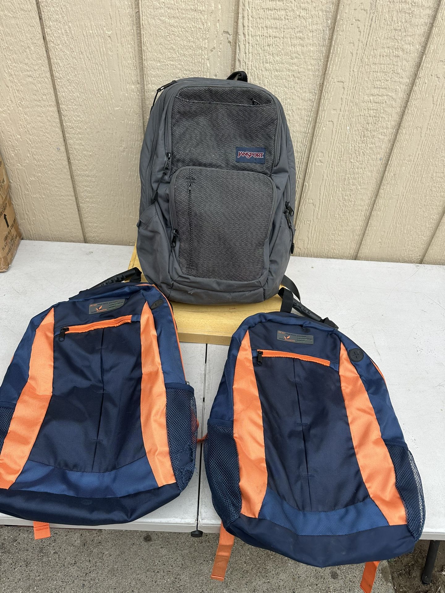 Three Backpacks One Is Jansport Other Two Unknown Brands Preowned