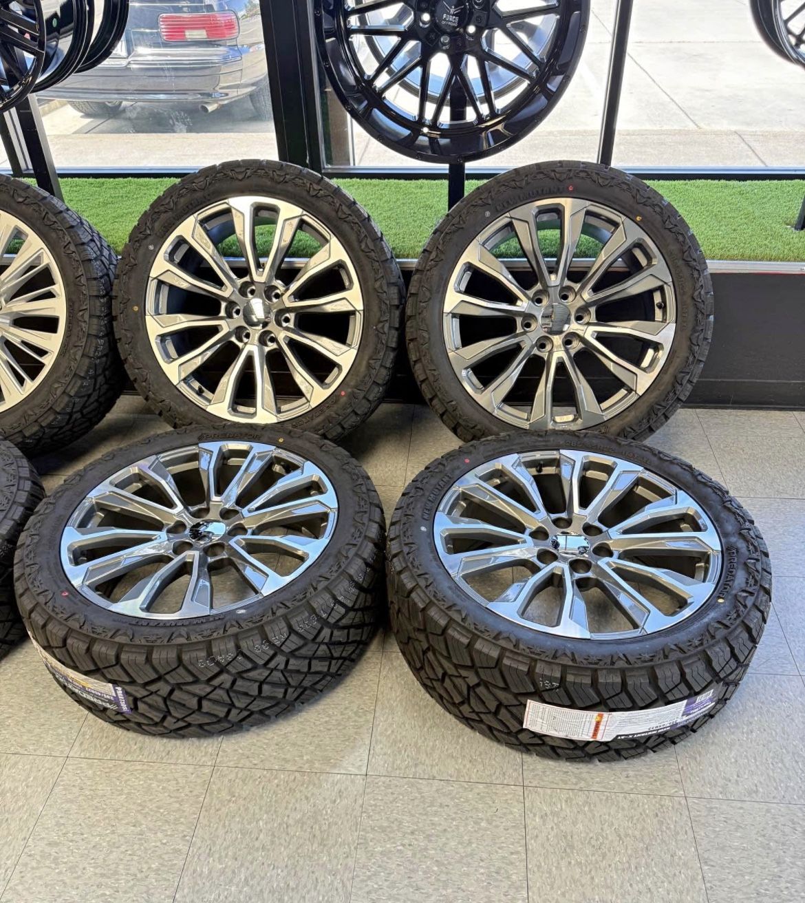 22” GMC Chevy Style Wheels 6x139.7 Gun Metal Machine Face on 33s Financing Available
