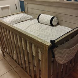 SIMONS RUSTIC STYLE CRIB. +  CRIB CLOTHING SET + MATTRESS