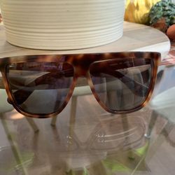 GUCCI -Authentic Sunglasses