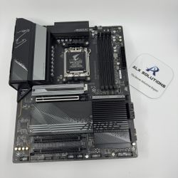 (Factory Refurbished) GIGABYTE X670 AORUS ELITE AX AM5 AMD ATX Motherboard