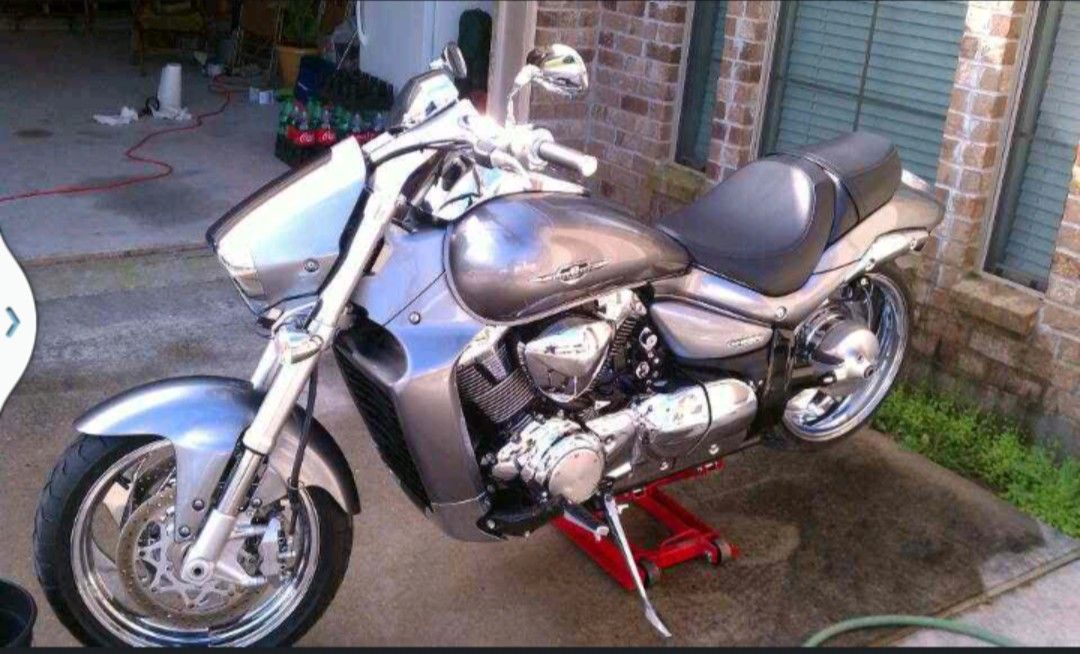 2009 Suzuki M109