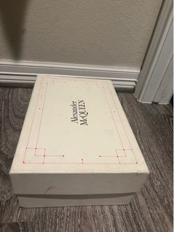 Alexander McQueen sz 42.5
