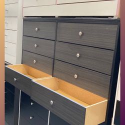 8 drawers dresser / Eight drawers dresser