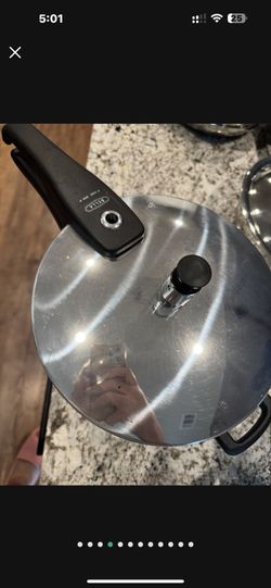 Bella Pressure Cooker