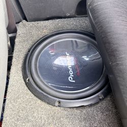 12 Inch Pionner 