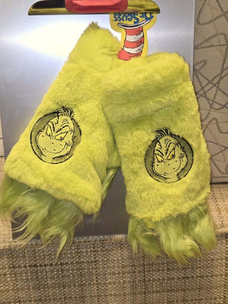 Dr. Seuss Grinch Gloves Fingerless Fuzzy Green In Color UNISEX