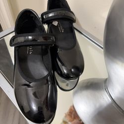 Danskin Girls' Tap Dance Shoes And Glitterdust Ballet Shoes