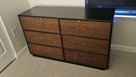 CHITA Vanessa 6-Drawer Walnut Dresser - New Out of Box -
