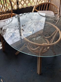 Glasse table 2 chair