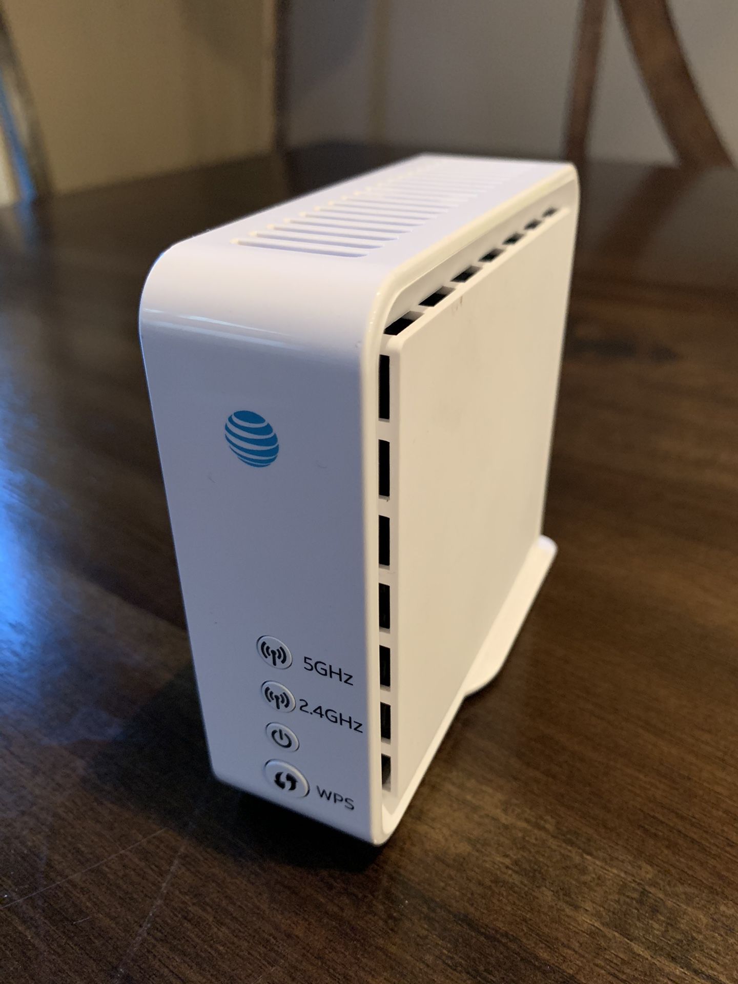AT&T AirTies Air 4920 SmartMesh 2.4GHz & 5GHz Wi-Fi Extender