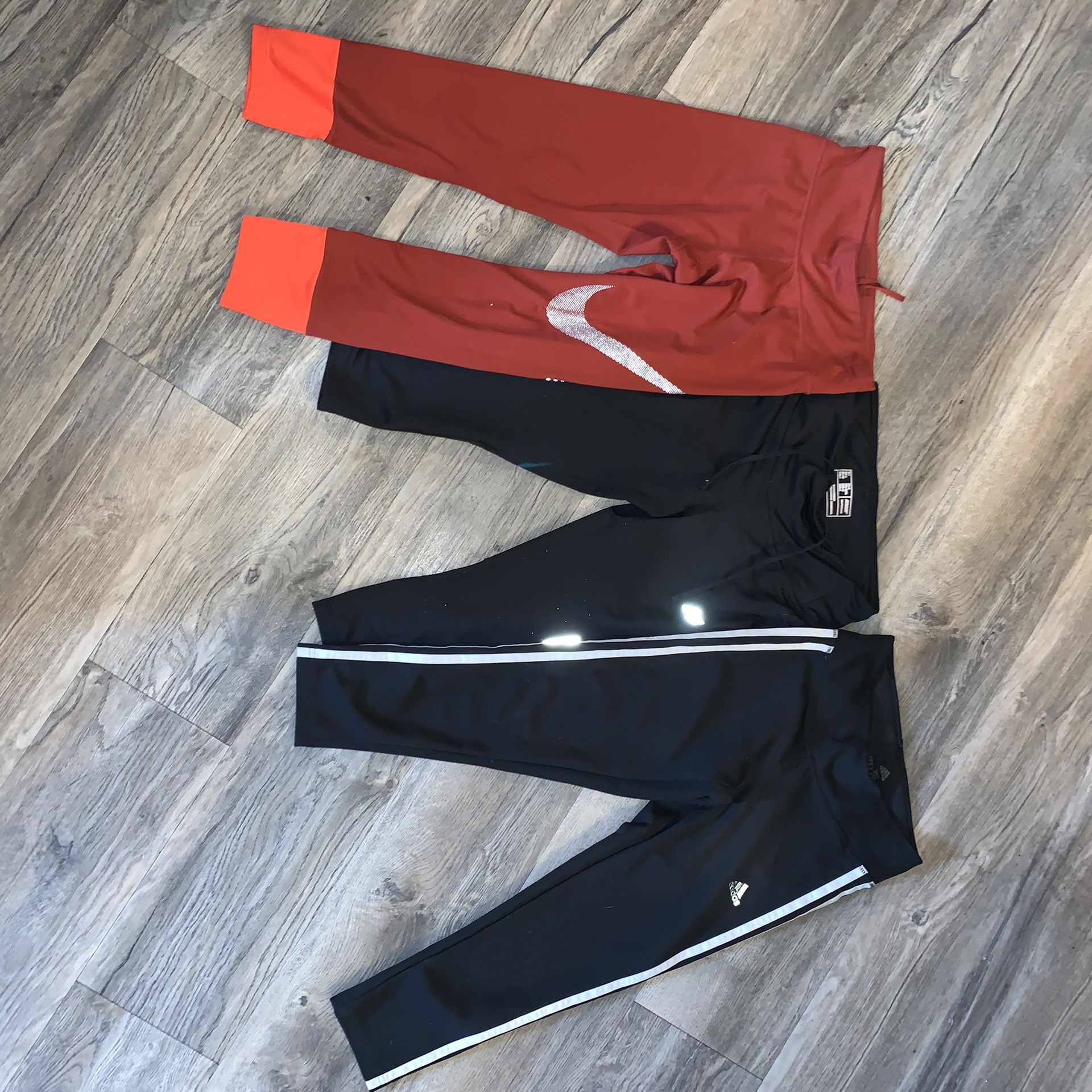 Athletic leggings, three pairs