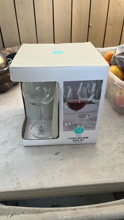 4 Piece Wine Glass Set