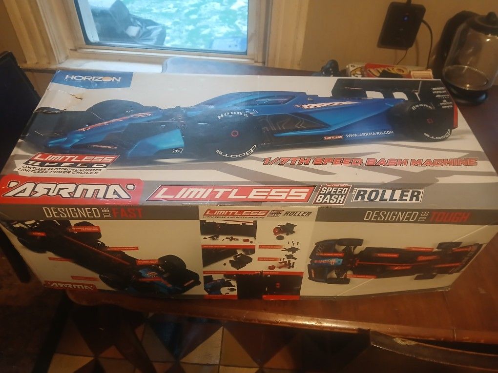 Arrma Limitless 1/7 Scale