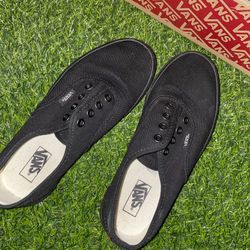 All Black Authentic Vans Kids Size: 3