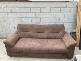 Brown Cloth couch