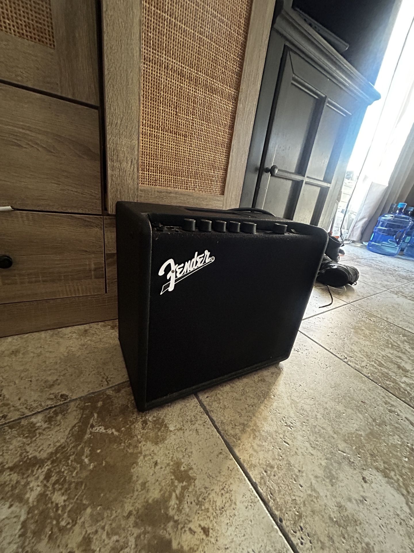 Fender Mustang LT25 Guitar Amp – $75