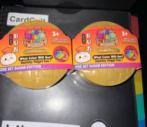 Squishy Bun Rainbow Mystery unicorn sugar edition 2 Pack