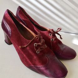 1920s Authentic Womens Heel, 7.5