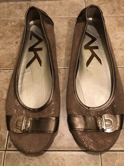 ANN KLEIN FLATS #9.5
