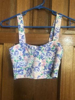 Floral summer straps blouse ( Brand Forever 21 ) Size Small