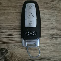 Original 2019-2025 Audi Remote Key Fob