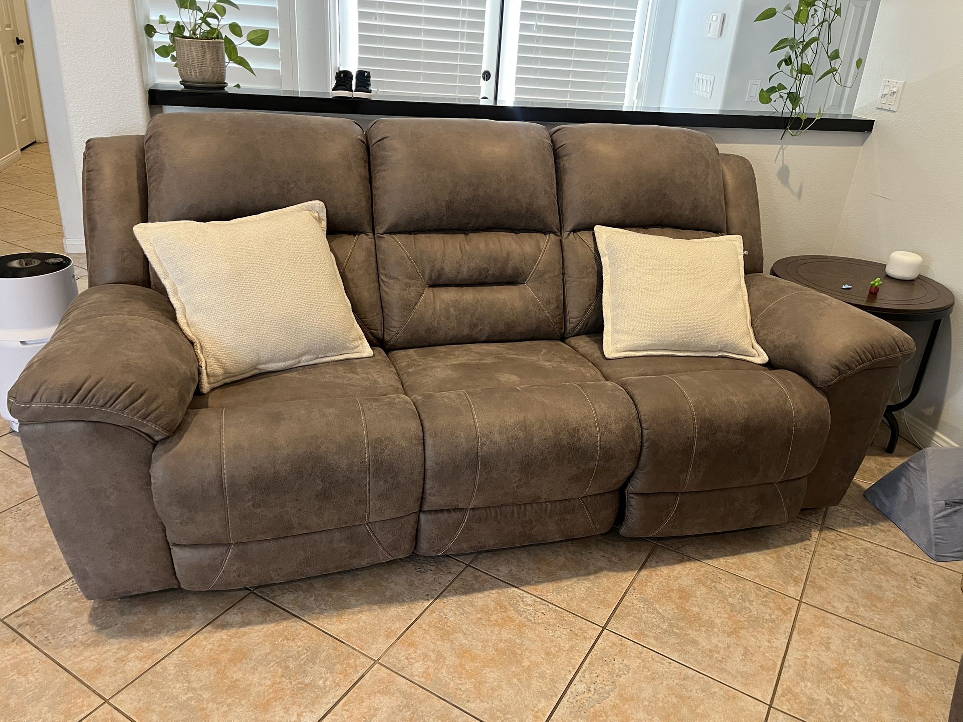 3 Pc Living Room Set - Power Reclining Sofa, Loveseat and Rocker