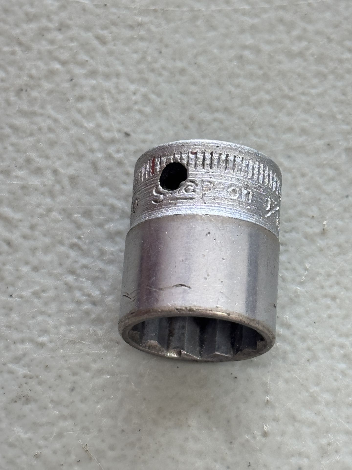 Vintage - Snap-On USA 3/8'' Drive - 12 Point 9/16" SAE Socket F180