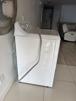 GE White Front-Load Electric Dryer