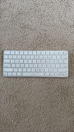 Apple Bluetooth Key Board