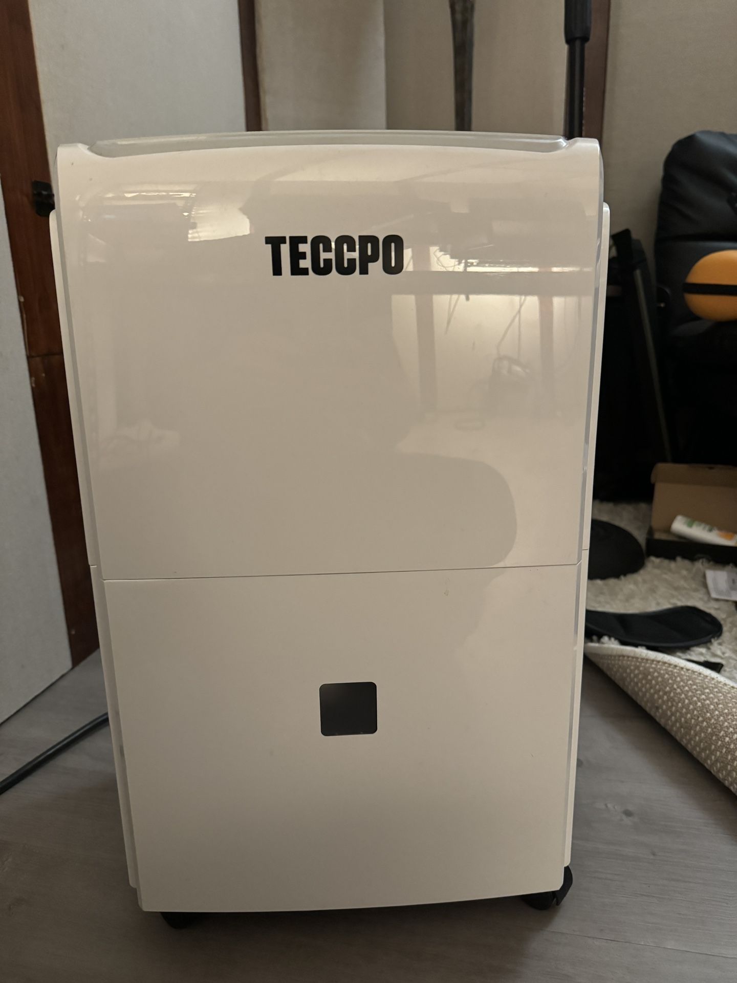Teccpo Dehumidifier tad-30b